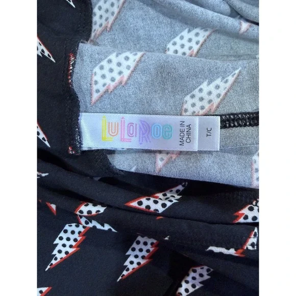 LuLaRoe Leggings Women T/C Black New Lightning Bolt Polka Dot Tall Curvy NWT - Picture 2 of 3